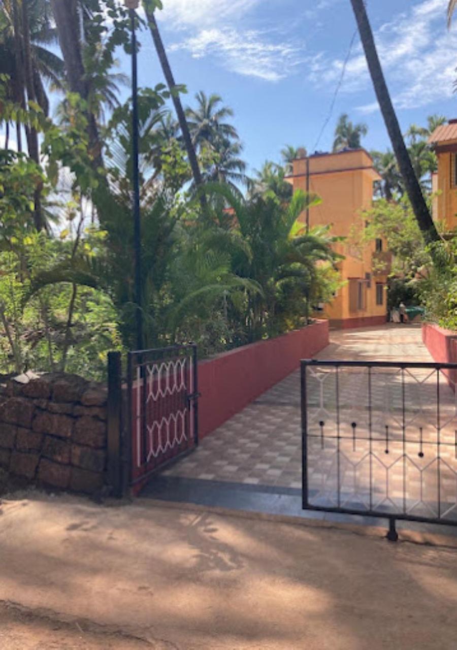 Bapat Niwas Home Stay Ganpatipule Exterior photo